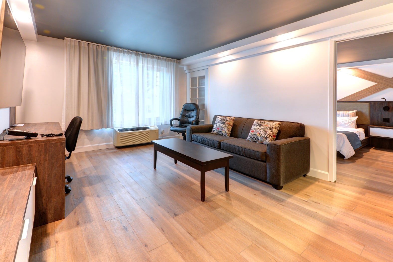 Photo - Presidential suite
